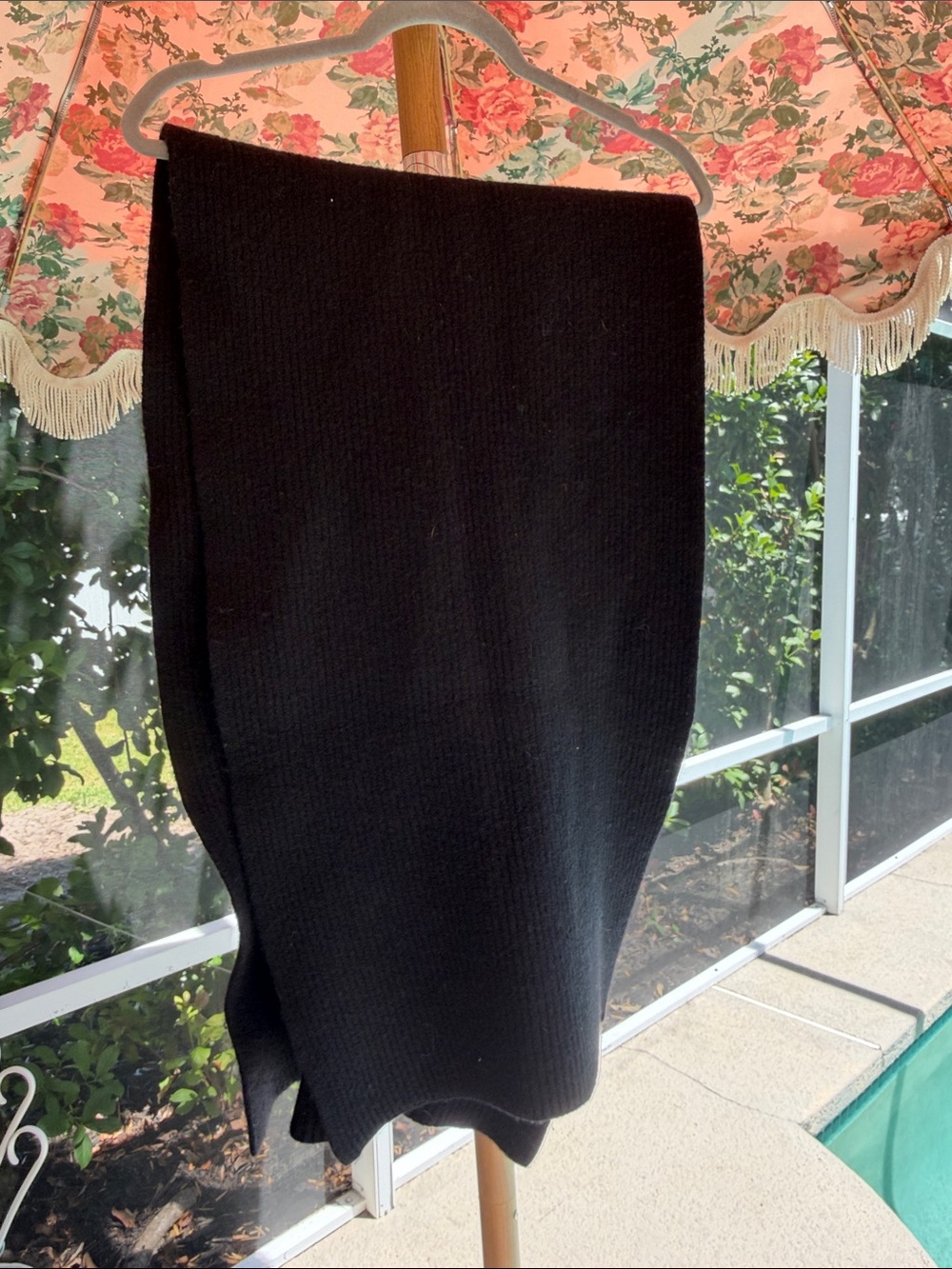 Aritzia Cashmere Wool Scarf